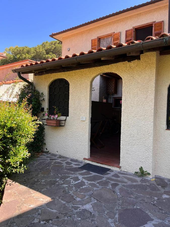La Casina Di Checco Apartment Marciana Marina  Exterior photo